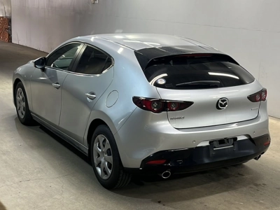 MAZDA MAZDA3 FASTBACK