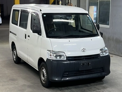 TOYOTA TOWN ACE VAN
