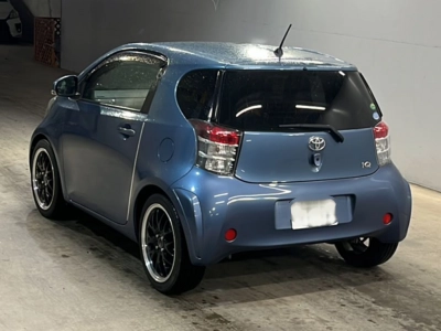TOYOTA IQ
