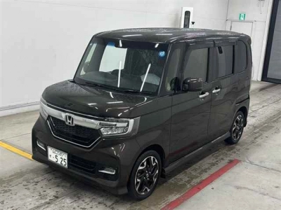 HONDA N BOX CUSTOM