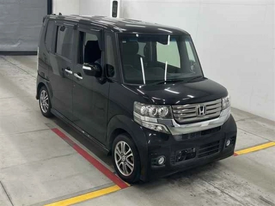 HONDA N BOX CUSTOM