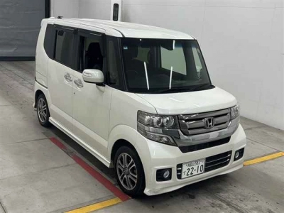 HONDA N BOX CUSTOM