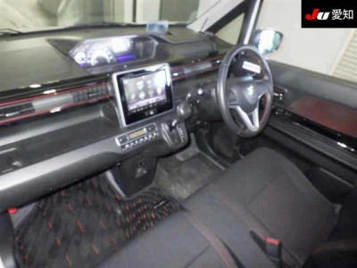 SUZUKI WAGON R STINGRAY