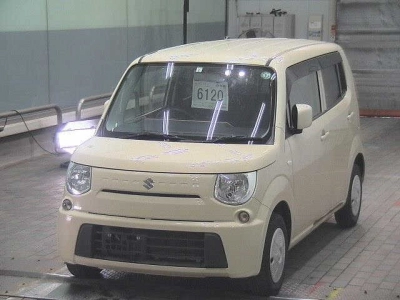 SUZUKI MRWAGON