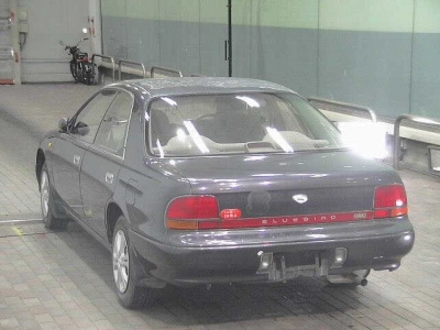 NISSAN BLUEBIRD