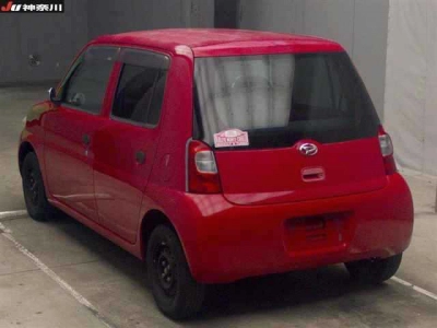 DAIHATSU ESSE