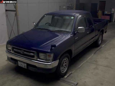 TOYOTA HILUX PICK UP