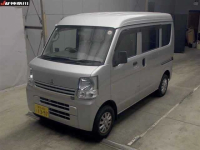 MITSUBISHI MINICAB