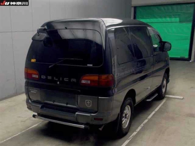 MITSUBISHI DELICA SPACE GEAR