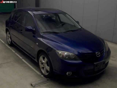 MAZDA MAZDA3