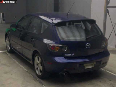 MAZDA MAZDA3