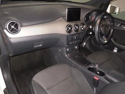 MERCEDES BENZ B CLASS