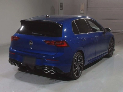 VOLKSWAGEN GOLF R