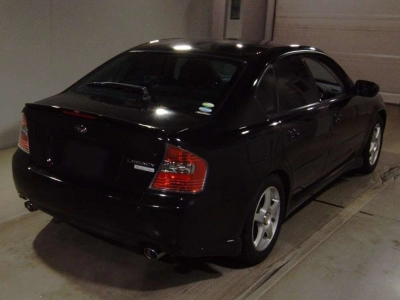 SUBARU LEGACY B4