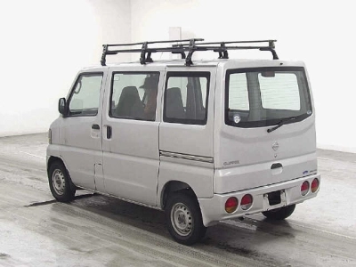 NISSAN CLIPPER VAN