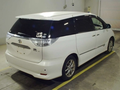TOYOTA ESTIMA HYBRID