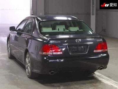 TOYOTA CROWN ATHLETE