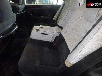 TOYOTA CROWN ATHLETE