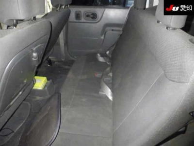 MITSUBISHI LANCER VAN