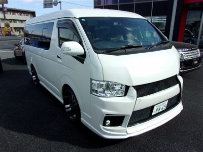 TOYOTA HIACE WAGON