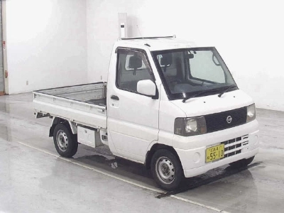 NISSAN CLIPPER TRUCK