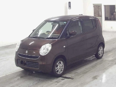 SUZUKI MRWAGON