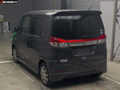 MITSUBISHI DELICA D:2