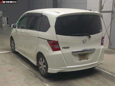 HONDA FREED