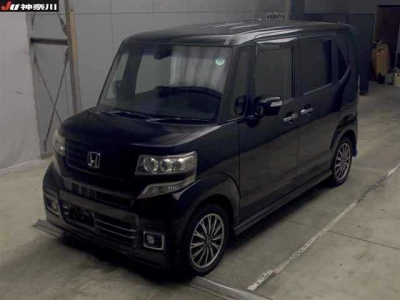 HONDA N BOX CUSTOM
