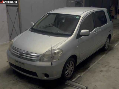 TOYOTA RAUM