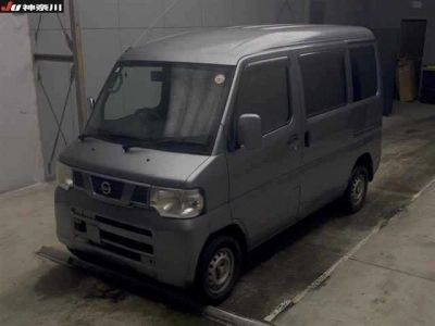 NISSAN NV100 CLIPPER