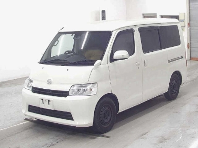 DAIHATSU GRAN MAX