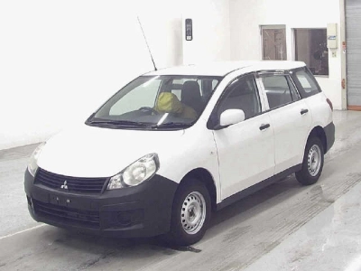 MITSUBISHI LANCER CARGO