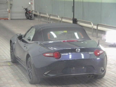 MAZDA ROADSTER