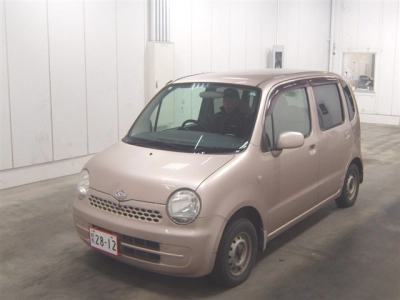 DAIHATSU MOVE LATTE