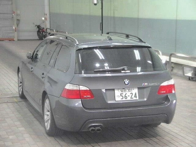 BMW 5 SERIES