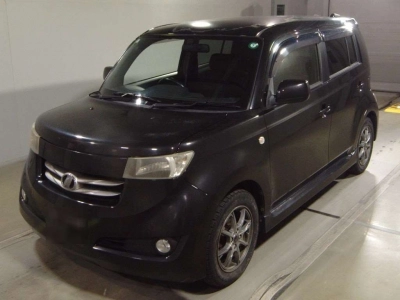 TOYOTA BB