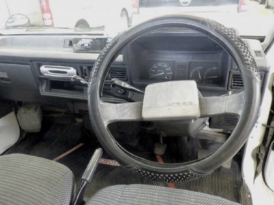 TOYOTA LITE ACE TRUCK