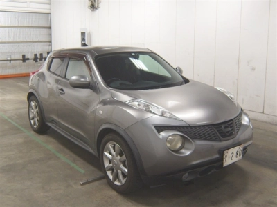NISSAN JUKE