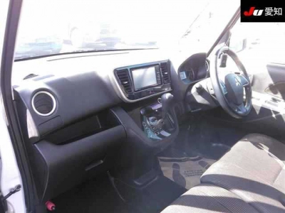 MITSUBISHI EK SPACE CUSTOM