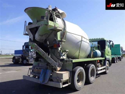 MITSUBISHI FUSO SUPER GREAT