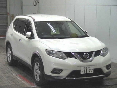 NISSAN X-TRAIL