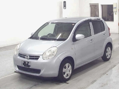 DAIHATSU BOON