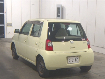 DAIHATSU ESSE
