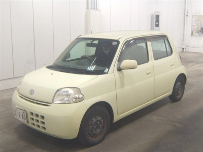 DAIHATSU ESSE