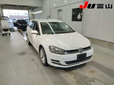 VOLKSWAGEN GOLF VARIANT