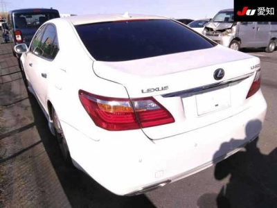 LEXUS LS