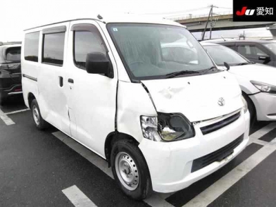 TOYOTA TOWN ACE VAN