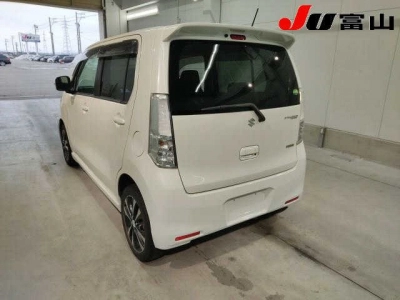 SUZUKI WAGON R STINGRAY