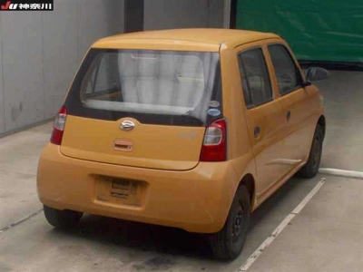 DAIHATSU ESSE